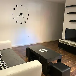 https://precioso-piso-con-patio-a-200m-de-la-playa.1costadelsol.com